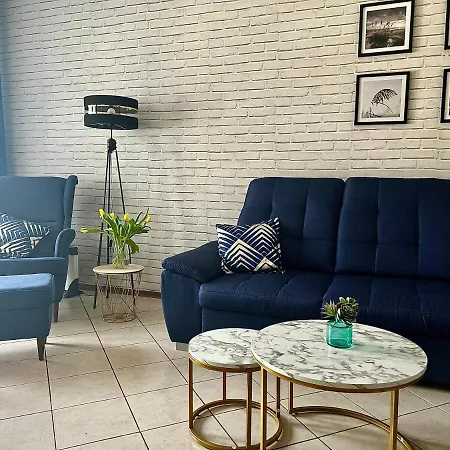 Opal - Ul. Grunwaldzka Przy Plazy * Pobierowo