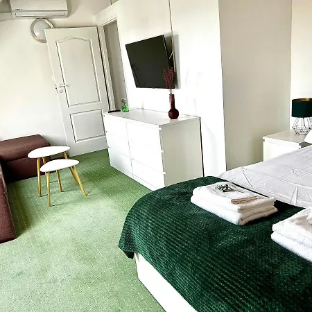 Opal - Ul. Grunwaldzka Przy Plazy Apartment *