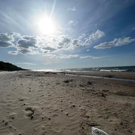 Opal - Ul. Grunwaldzka Przy Plaży Pobierowo